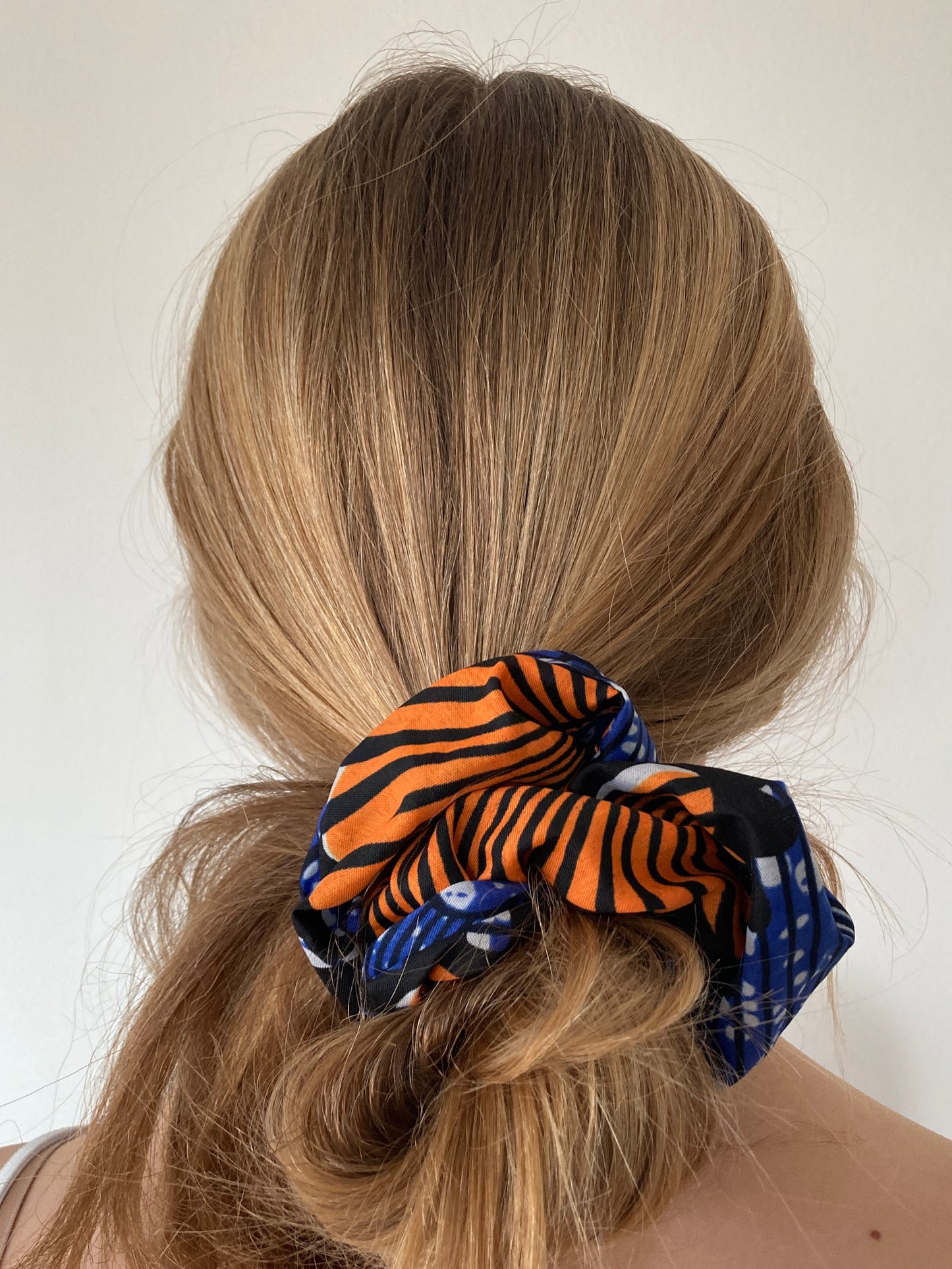 #69 - Scrunchie