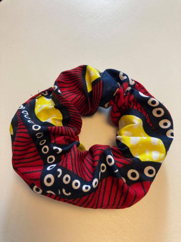 #25 - Scrunchie