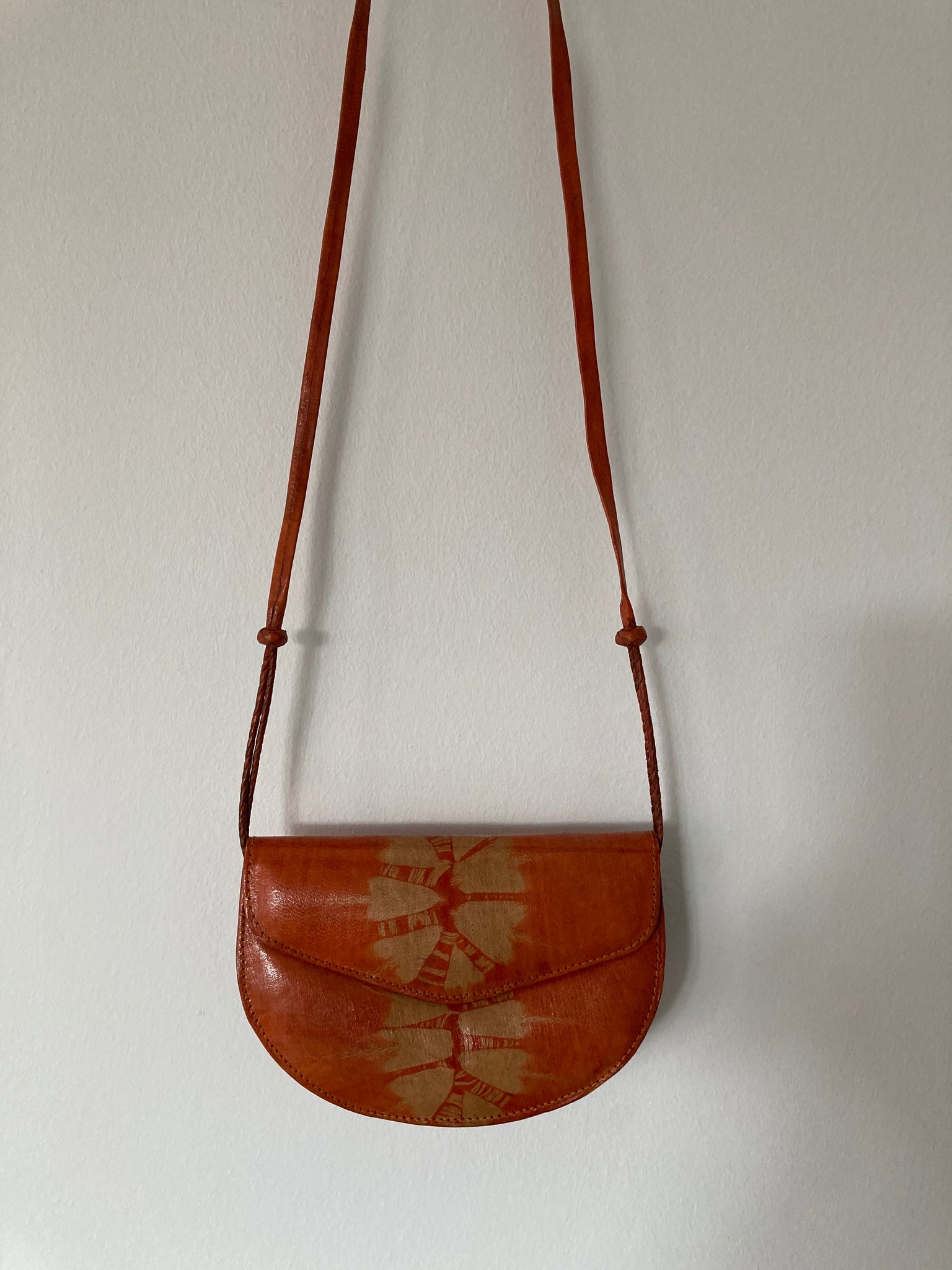 øst perforere fuzzy Orange lædertaske med mønster – Sambacph